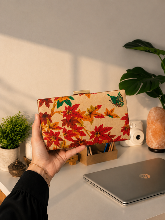 Armario Printed Clutch (Maple Leaf)